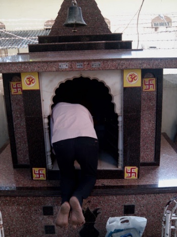 Shirdi Sai Temple - Mumbai, MH.jpg