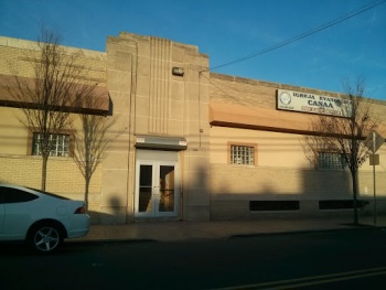 Igreja EvangÃ©lica CanaÃ£ - Newark, NJ.jpg