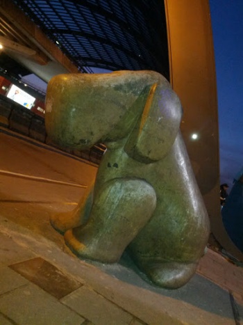Lucky Dog Statue - Amsterdam, NH.jpg