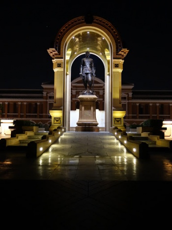 King Rama IV Monument - Bangkok, Krung Thep Maha Nakhon.jpg