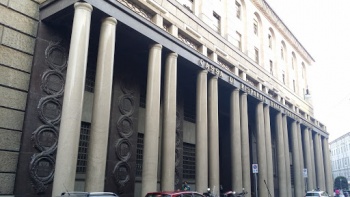 Cassa Risparmio Lombardia - Milano, Lombardia.jpg