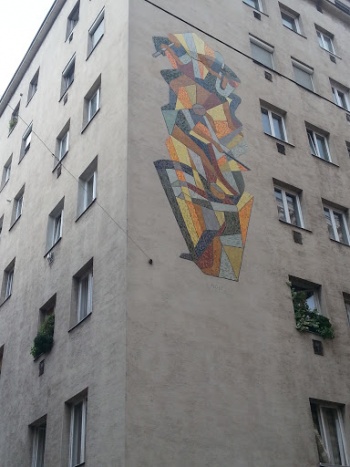 Mosaik an der Hauswand - Wien, Wien.jpg
