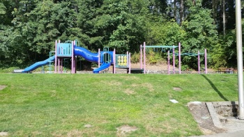 Windsor Hill Park Playground - Renton, WA.jpg
