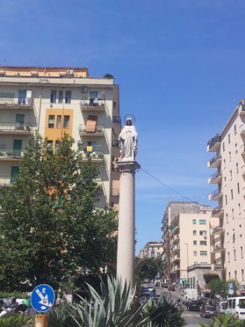 Madonnina Immacolata - Napoli, Campania.jpg