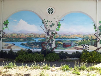 Santa Rosa Senior Center Mural - Santa Rosa, CA.jpg