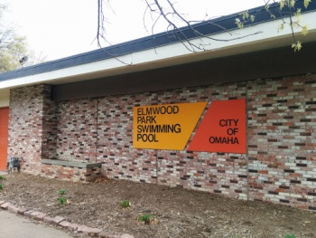 Elmwood Park Swimming Pool - Omaha, NE.jpg